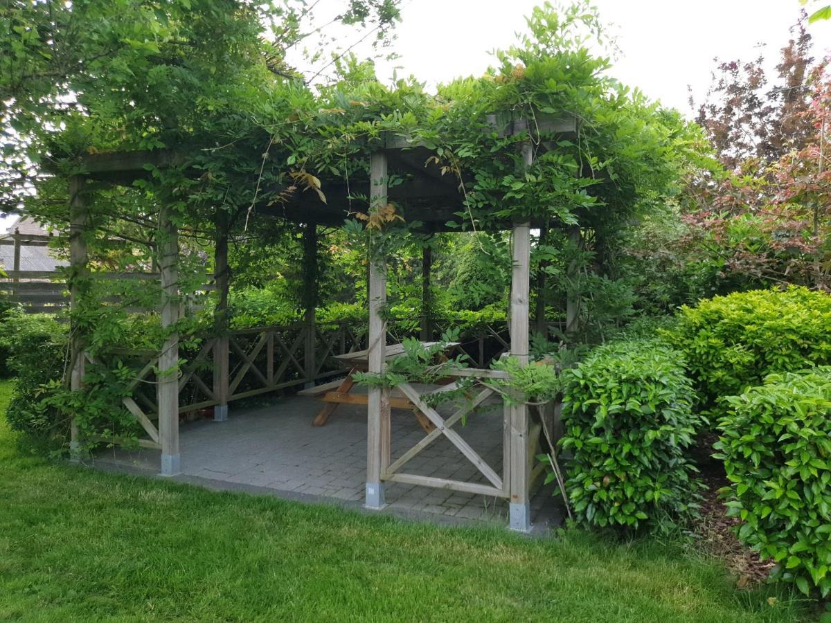 B&B Secret Garden Adults Only Voeren Exteriér fotografie
